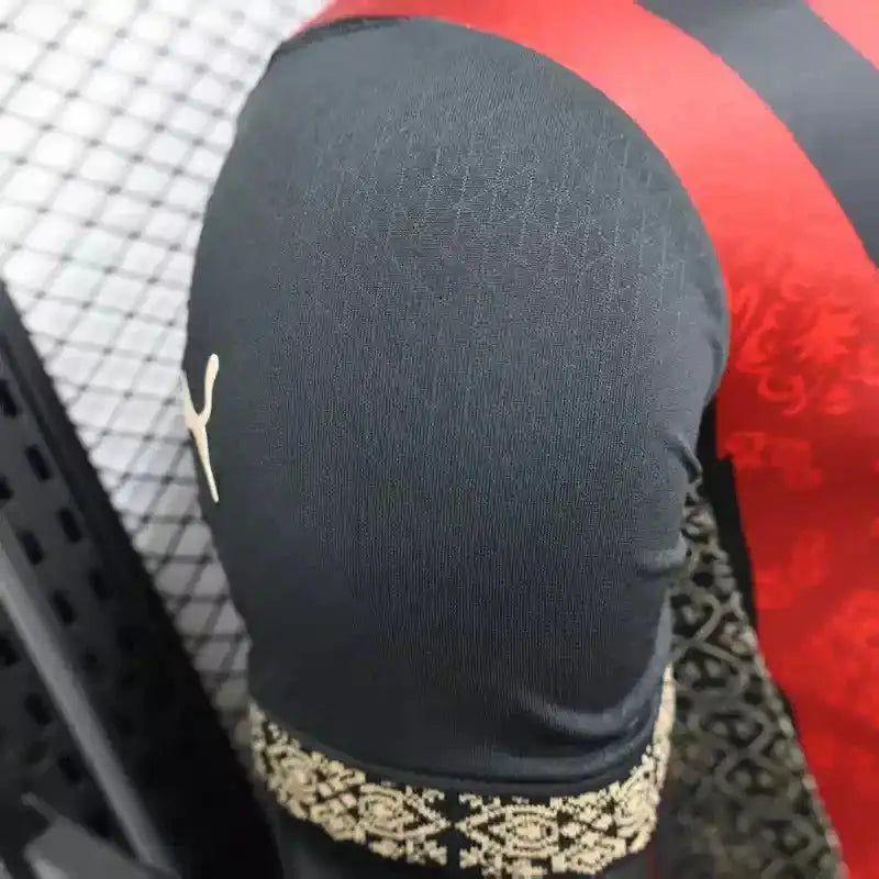 MAILLOT AC MILAN CONCEPT "noir, rouge" 2025/2026 Version Player YamaKits Foot