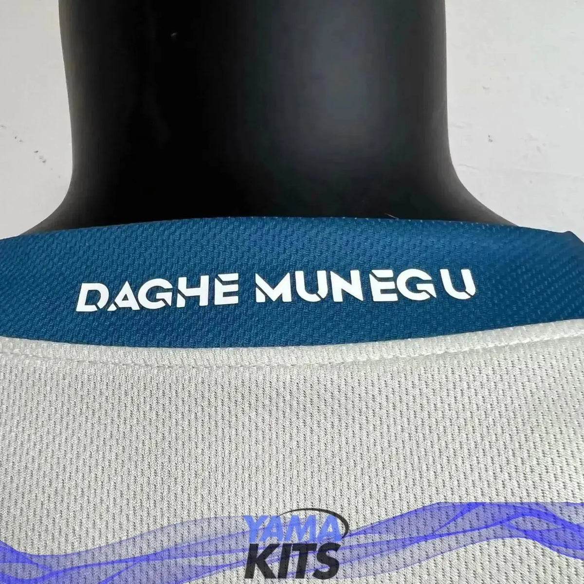 MAILLOT AS MONACO EXTÉRIEUR "BLANC, BLEU" 2023/2024 Version Player YamaKits Foot