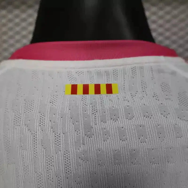 MAILLOT BARCELONE CONCEPT "Rose" 2025/2026 Version Player YamaKits Foot