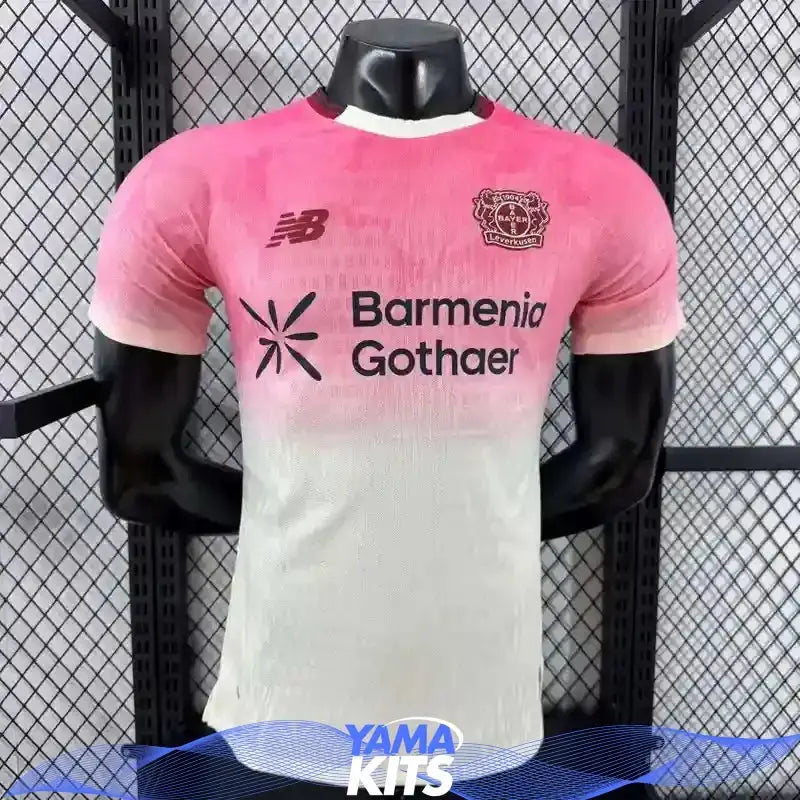 MAILLOT BAYERN LEVERKUSEN "Rose" 2025/2026 Version Player YamaKits Foot