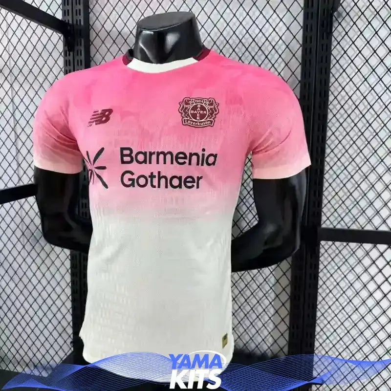 MAILLOT BAYERN LEVERKUSEN "Rose" 2025/2026 Version Player YamaKits Foot