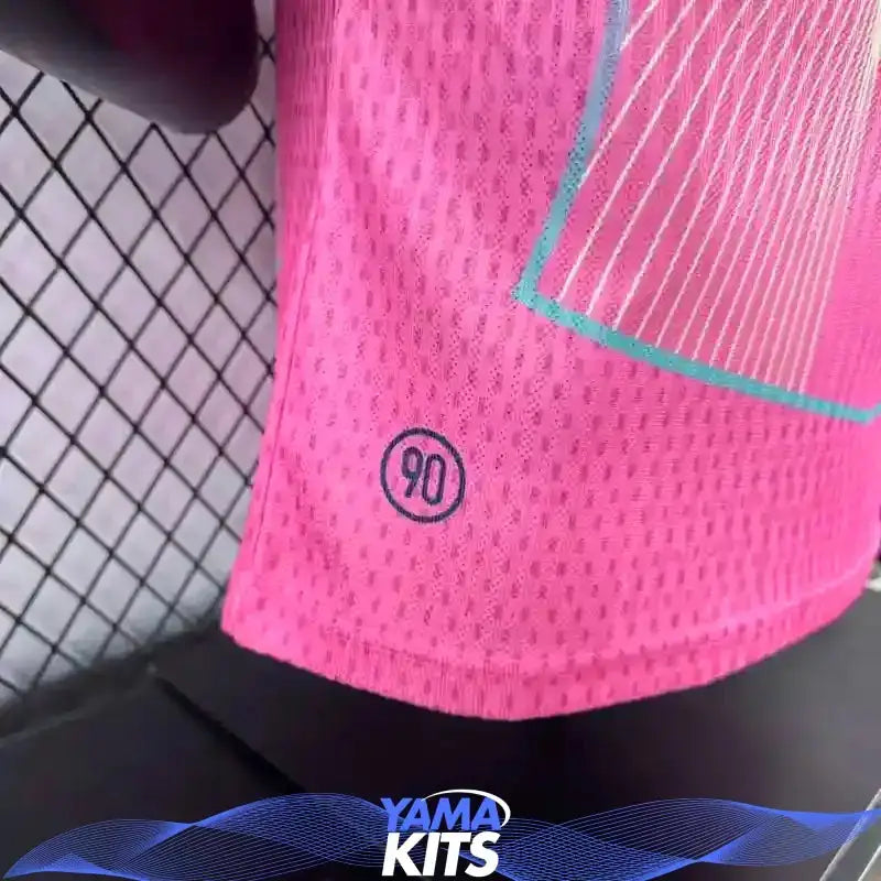 MAILLOT PARIS SG CONCEPT "Rose" 2025/2026 Version Player YamaKits Foot