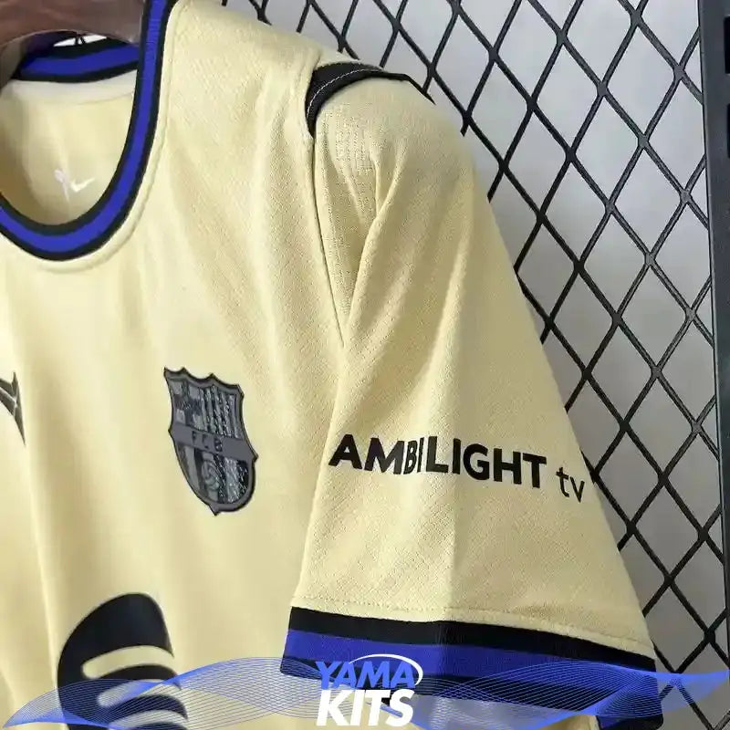 Maillot Barcelone extérieur "beige" 2025/2026 YamaKits Foot