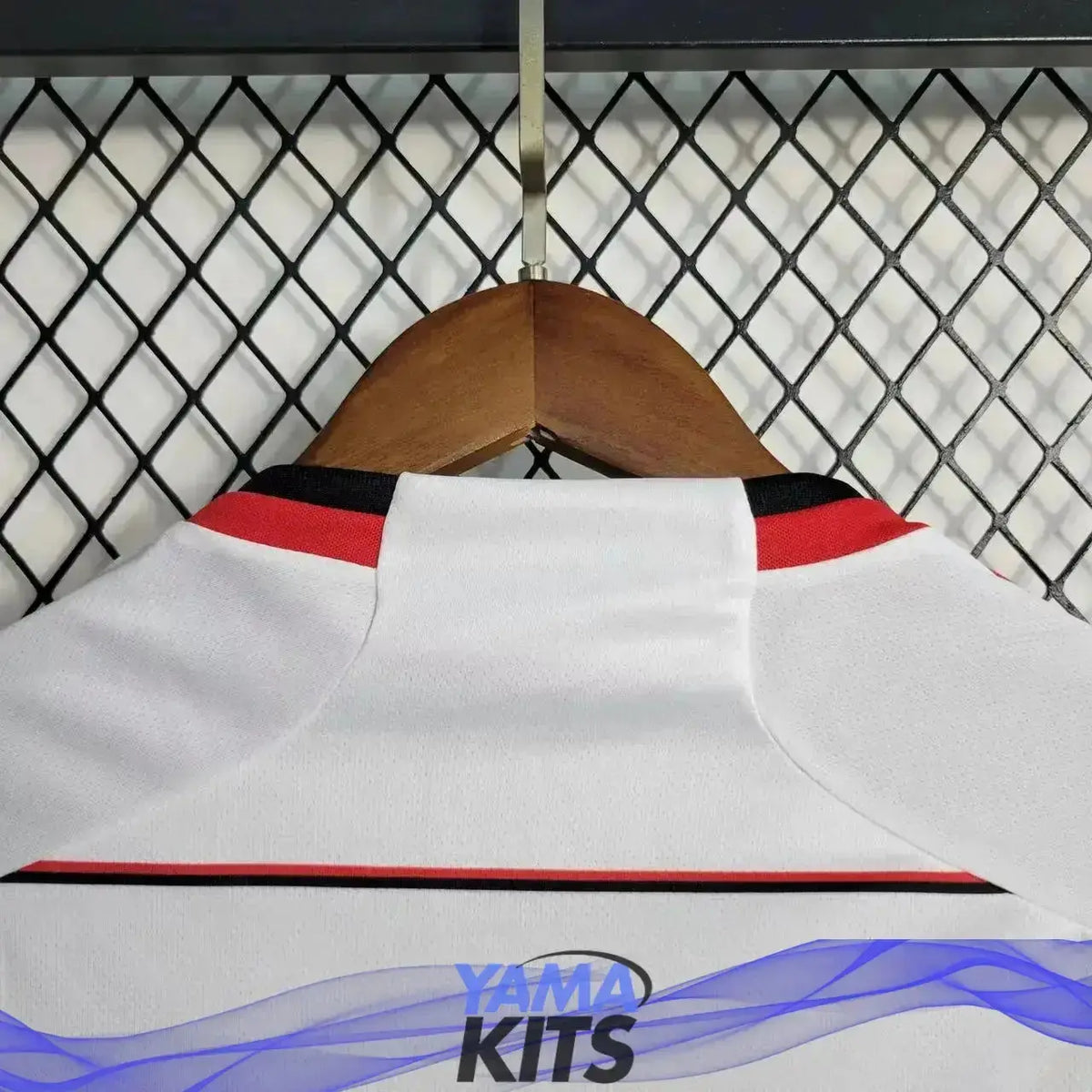 Maillot Femme Flamengo "Exterieur" 2023/2024 YamaKits Foot