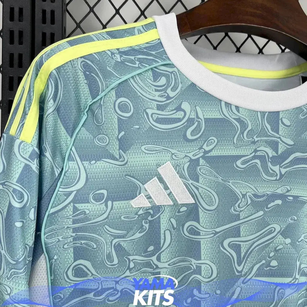 Maillot Juventus extérieur 2024/2025 Yamakits