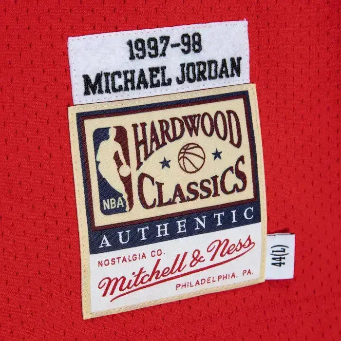 Maillot NBA Michael Jordan Chicago Bulls ROUGE '97 Finals Mitchell & Ness - Édition Road YamaBasketball