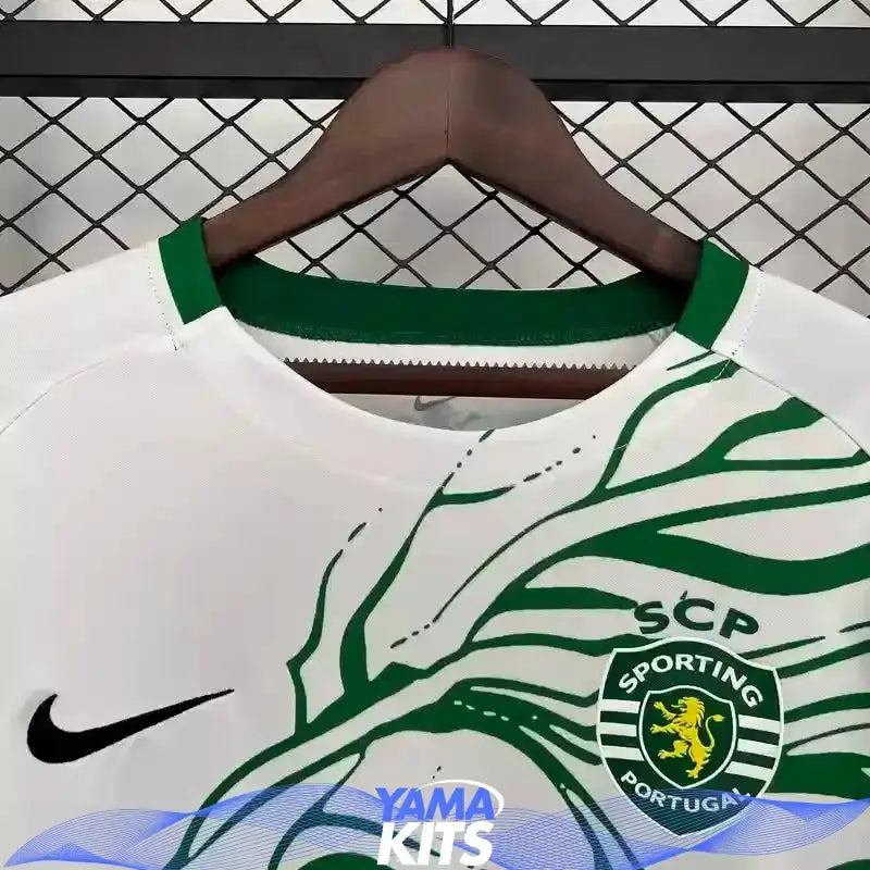 Maillot Sporting Lisbonne concept "Lion" 2025/2026 YamaKits Foot