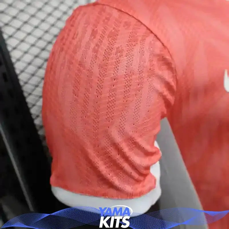 MAILLOT BARCELONE CONCEPT "rose, blanc" 2025/2026 Version Player YamaKits Foot