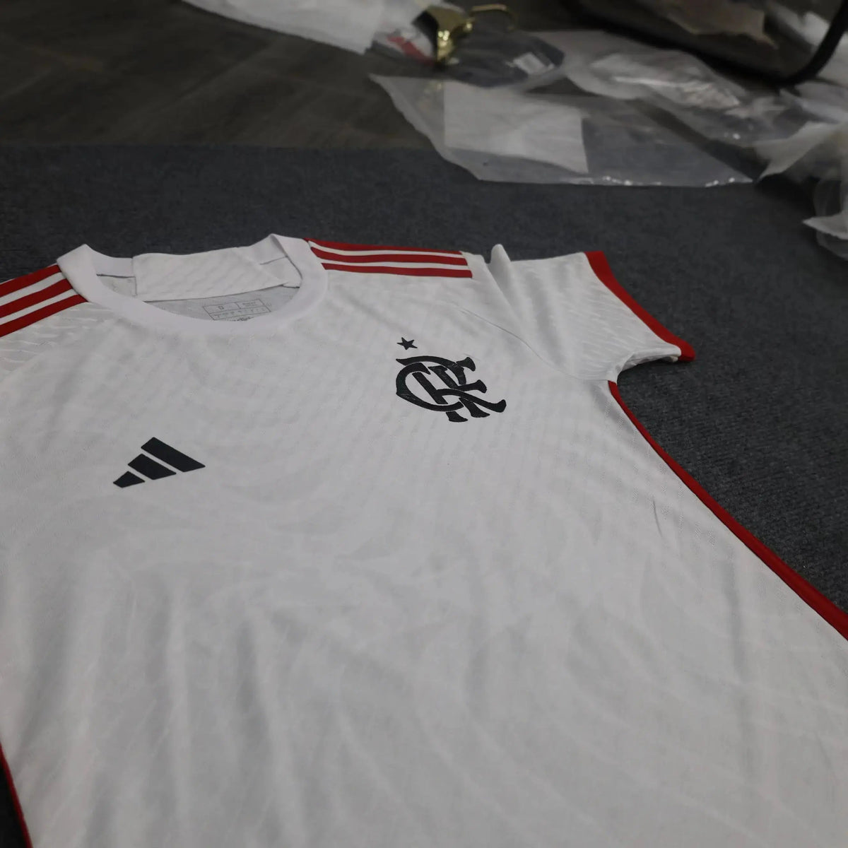 MAILLOT FLAMENGO EXTERIEUR "Blanc" 2024/2025 Version Player YamaKits Foot