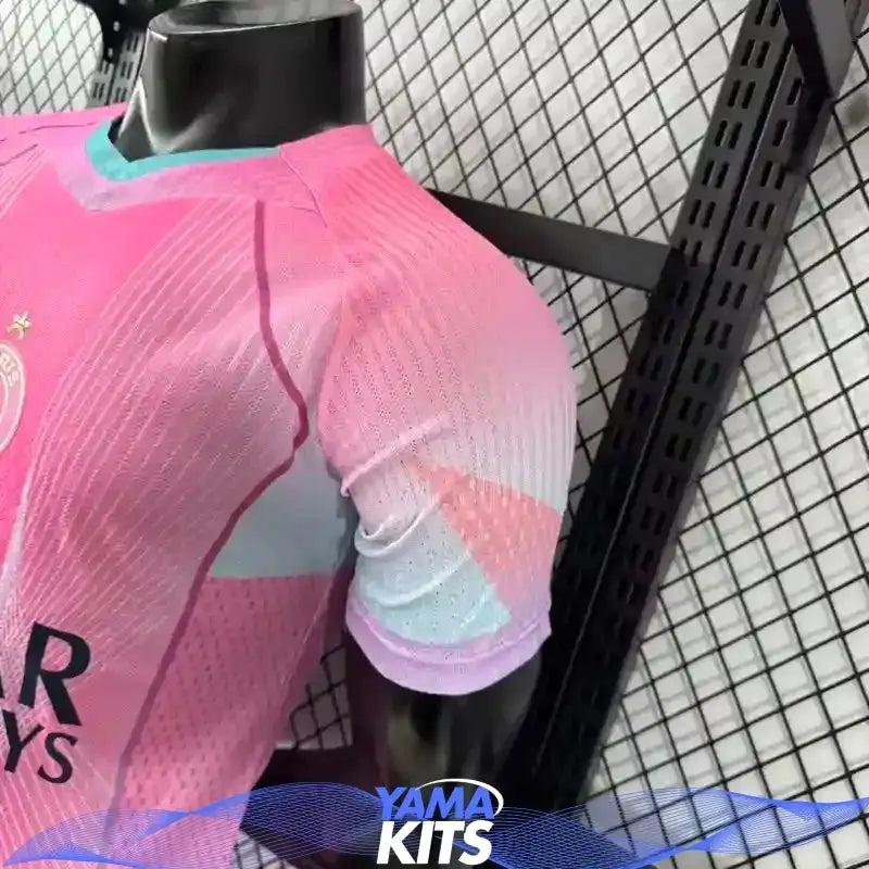 MAILLOT PARIS SG CONCEPT "Rose" 2025/2026 Version Player YamaKits Foot