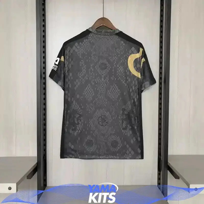 Maillot Chelsea concept "Serpent" 2025/2026 YamaKits Foot