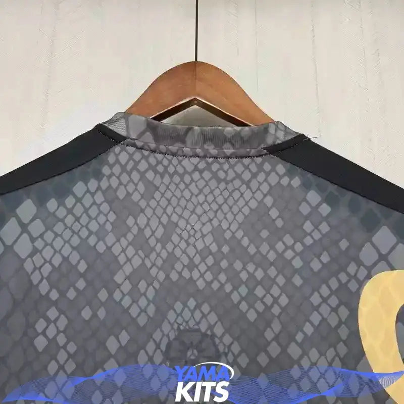 Maillot Chelsea concept "Serpent" 2025/2026 YamaKits Foot