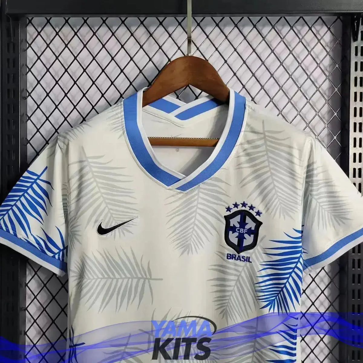 Maillot Femme du Brésil Concept « feuilles bleues » YamaKits Foot