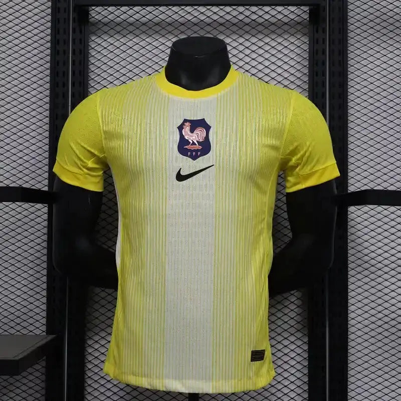 Maillot France Gardien "jaune" 2025/2026 Version Player YamaKits Foot