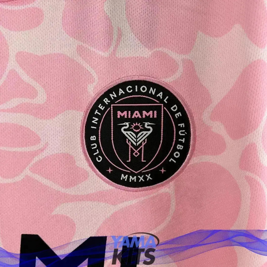 Maillot Inter Miami x Bape Concept "Rose" 2023/2024 YamaKits Foot