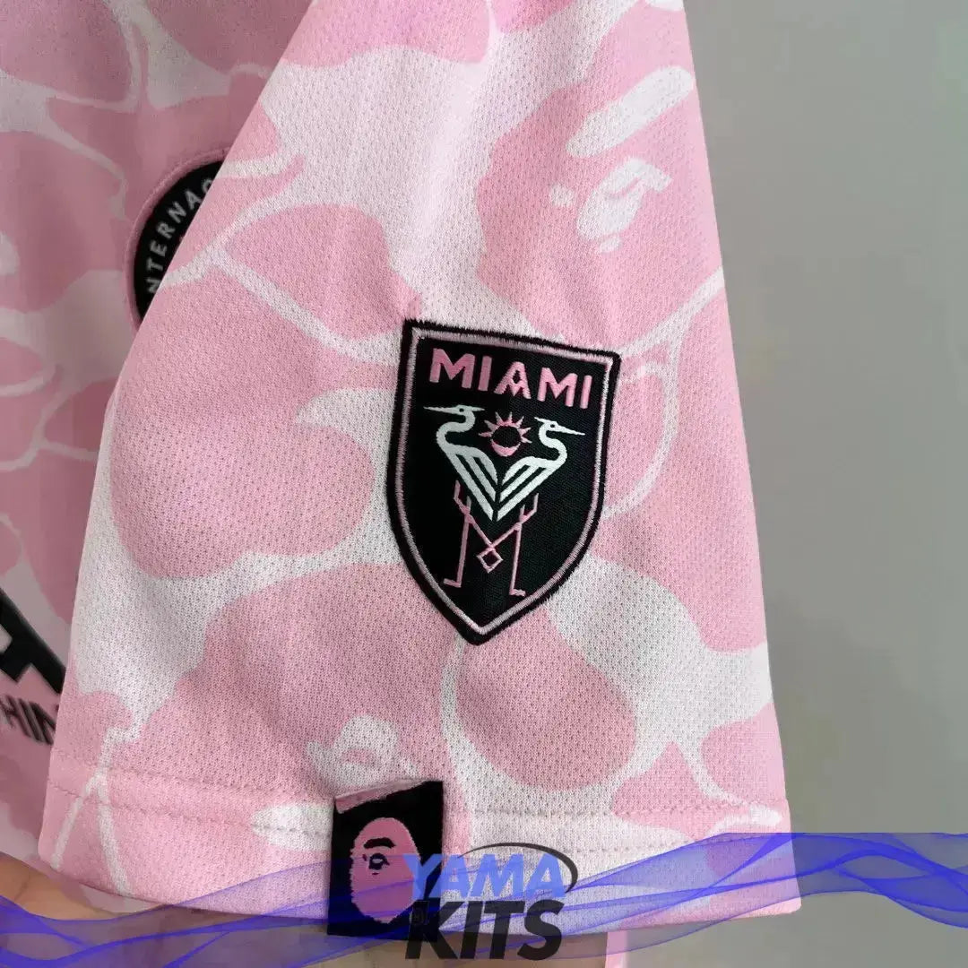 Maillot Inter Miami x Bape Concept "Rose" 2023/2024 YamaKits Foot