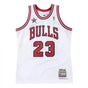 Maillot NBA Michael Jordan Chicago Bulls Blanc et Rouge '97 Mitchell & Ness