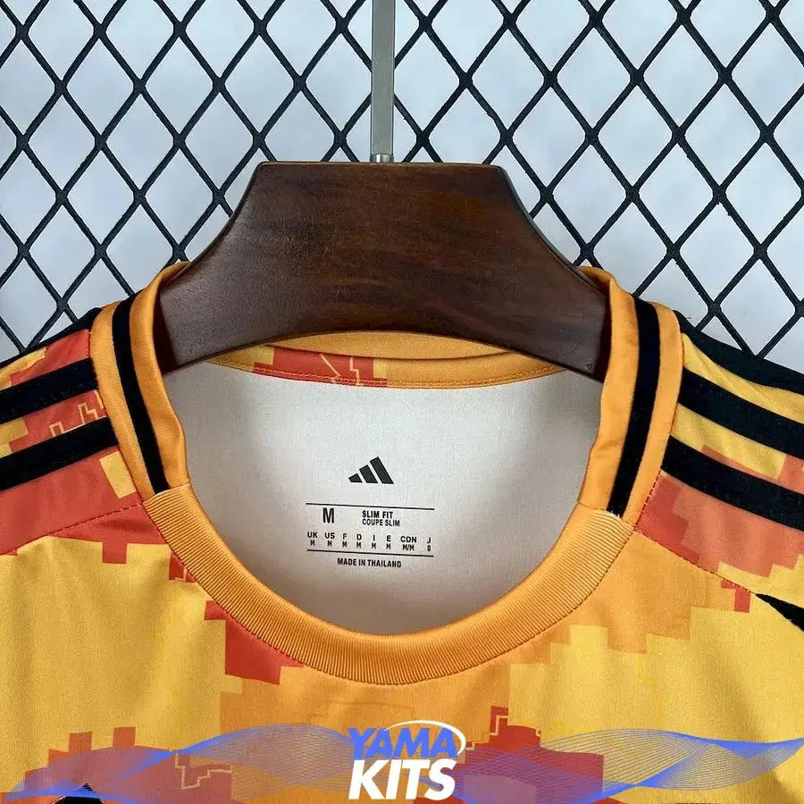 Maillot Paris FC concept "jefe" 2024/2025 Yamakits