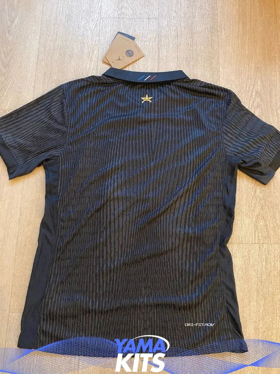 Maillot Paris SG Fourth Jordan noir « avec étoile » 2025/2026 Yamakits