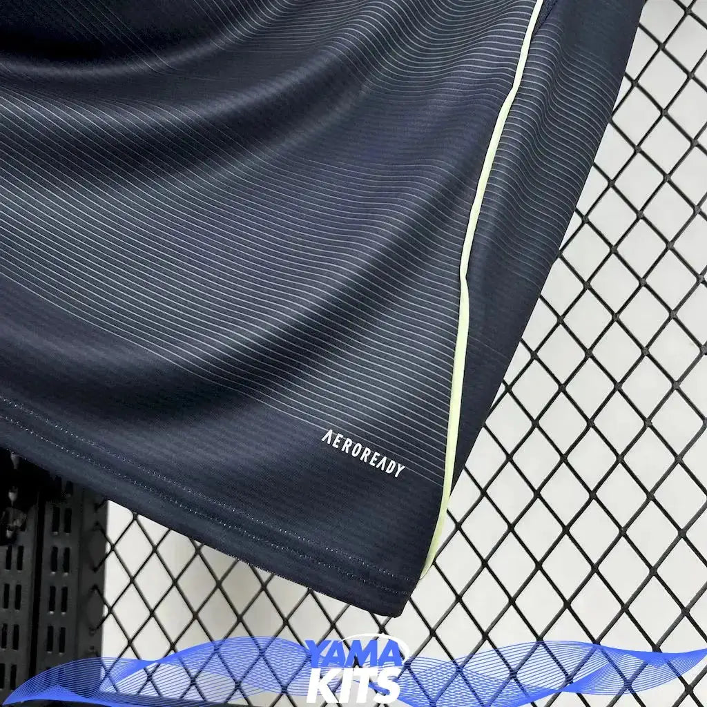 Maillot Real Madrid extérieur 2025/2026 YamaKits Foot