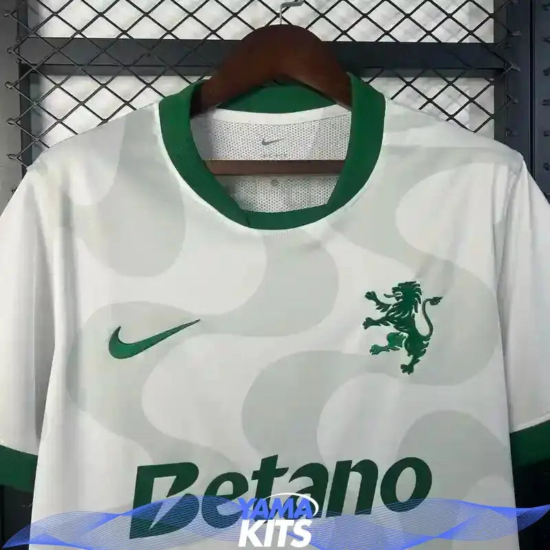 Maillot Sporting extérieur Sporting Lisbonne 2025/2026 YamaKits Foot