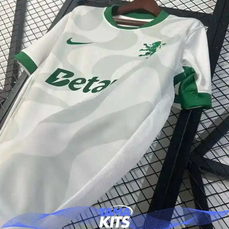 Maillot Sporting extérieur Sporting Lisbonne 2025/2026 YamaKits Foot