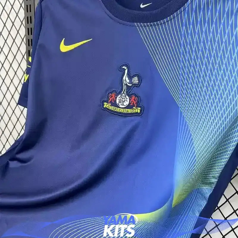 Maillot Tottenham d'avant-match 2025/2026 YamaKits Foot