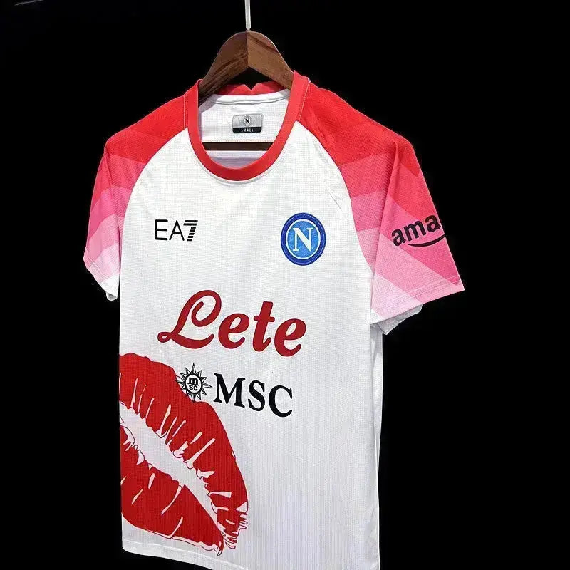 Maillot du Napoli Concept « Bisous » 2024/2025 YamaKits Foot