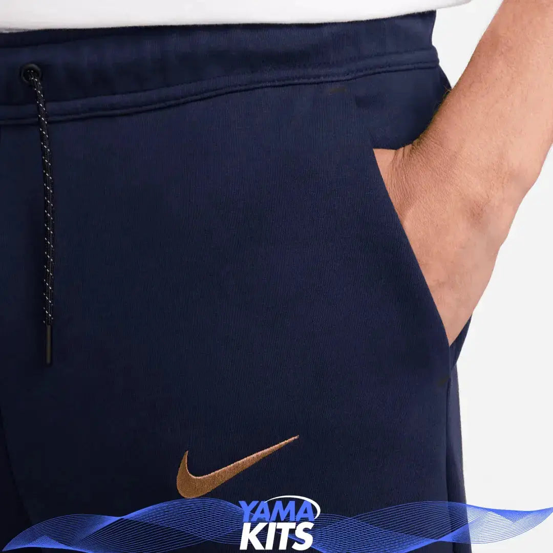 Pantalon France tech nike "Bleu" fleece 2024/2025 nike tech